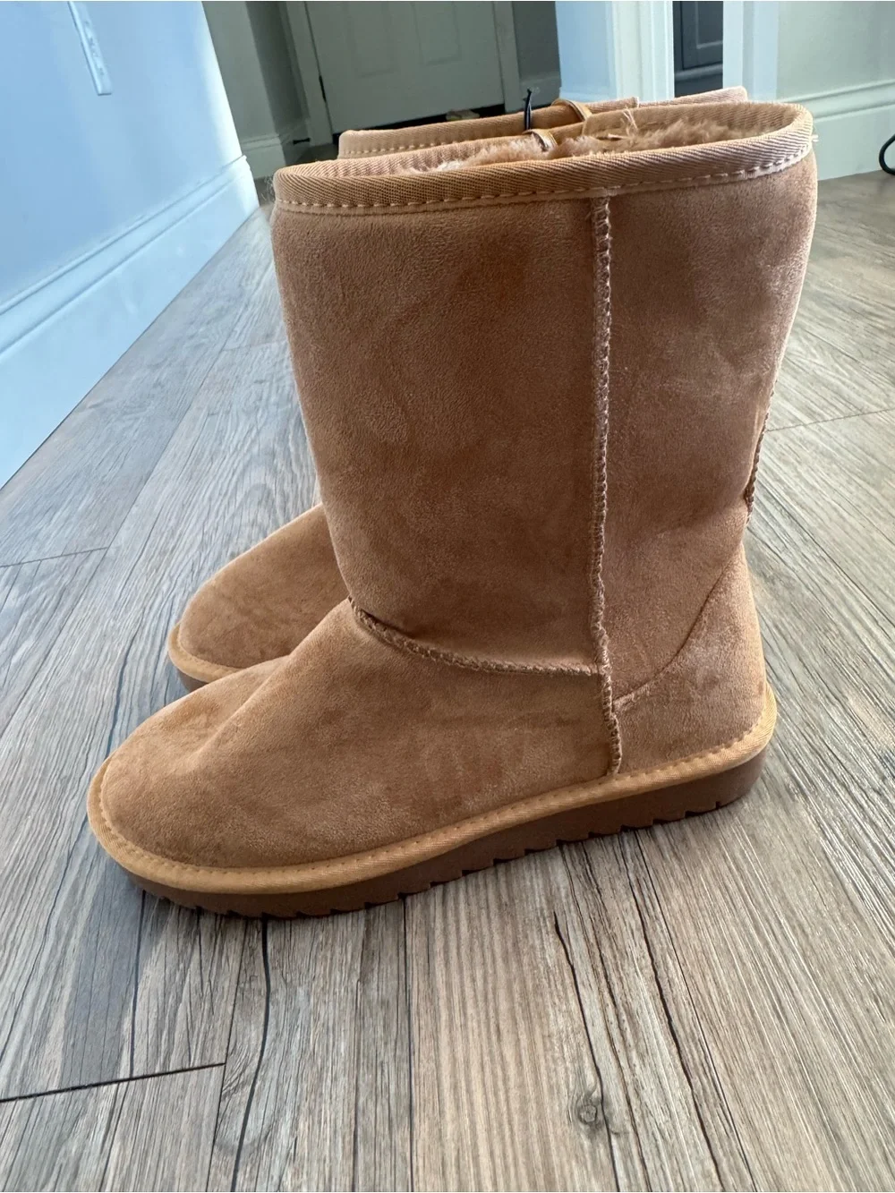 NWT Maurice’s SuperCush Charlie Classic Tall Suede Chestnut Boots Size 9